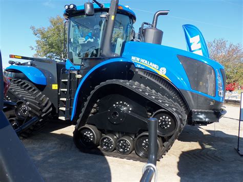 new holland track tractor